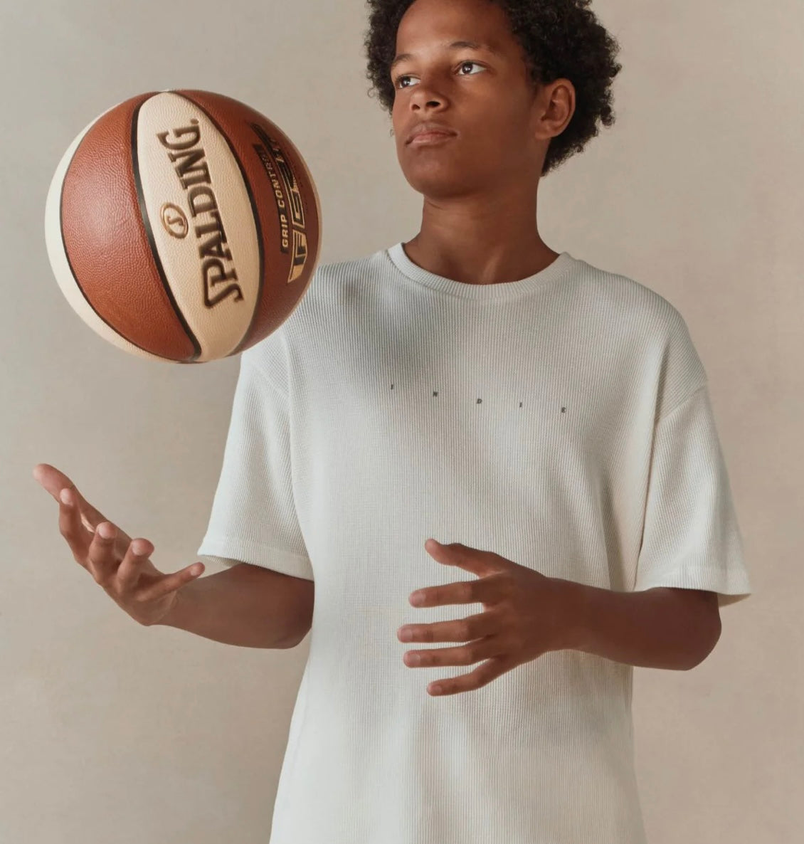 The Flynn Tee | Chalk