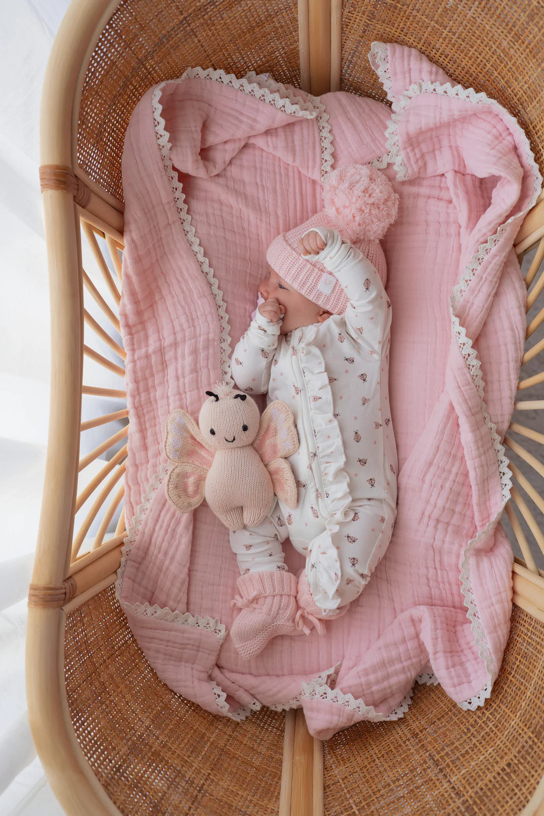 Gauze Lace Blanket | Baby Pink