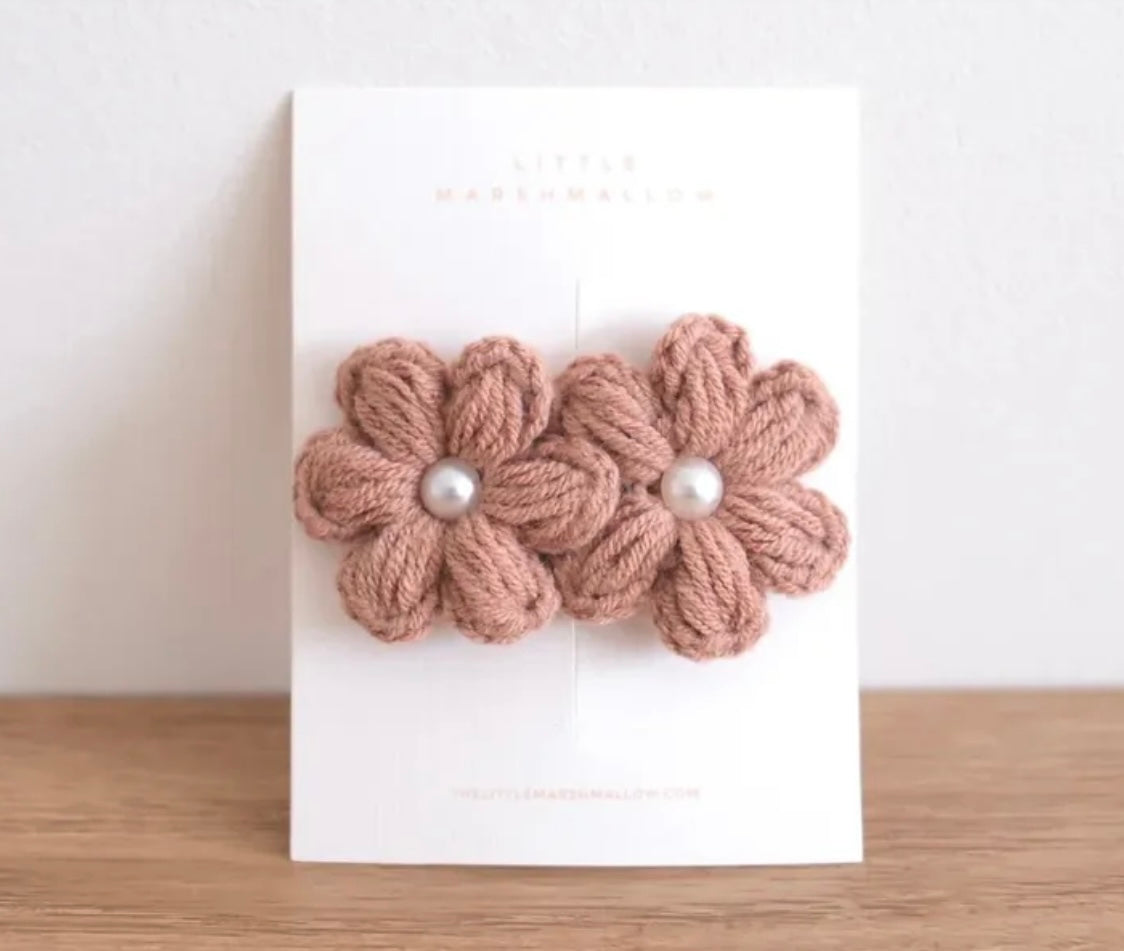Dahlia Clip | Chocolate Mousse