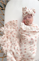 Frill Muslin Blanket | Strawberries