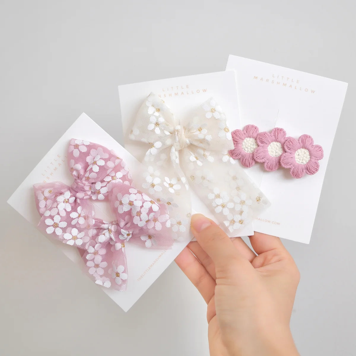 Sugar Plum Daisies Clip