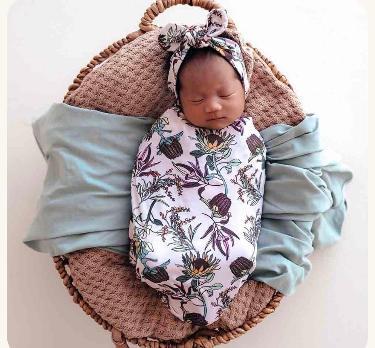 Snuggle Swaddle & Topknot Set | Banksia